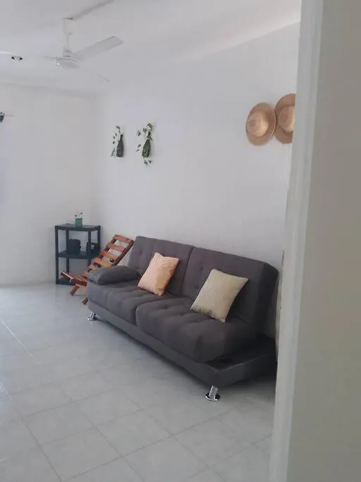 Contactos de La Casita Amarilla